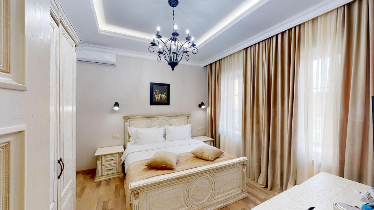 Aspar Boutique Hotel Jerevan Buitenkant foto