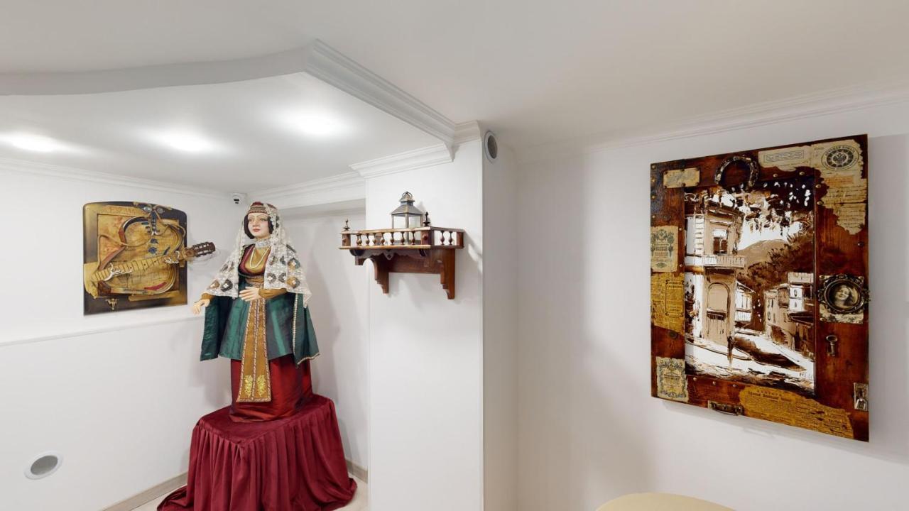 Aspar Boutique Hotel Jerevan Buitenkant foto