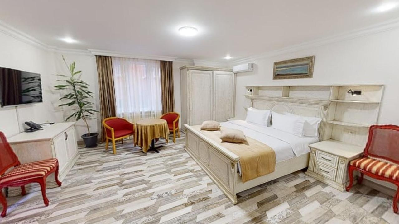 Aspar Boutique Hotel Jerevan Buitenkant foto